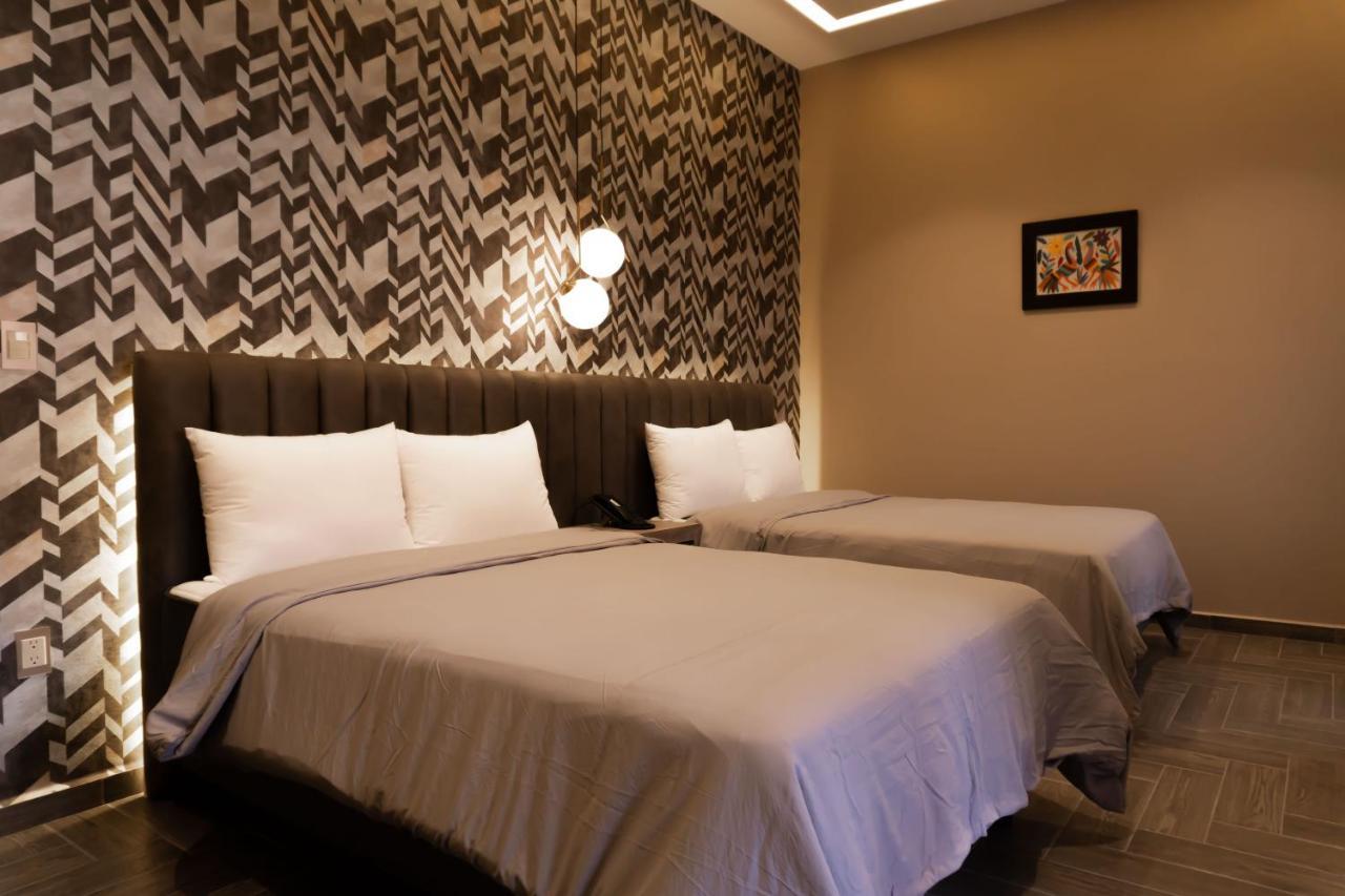 Hotel Capitalino *